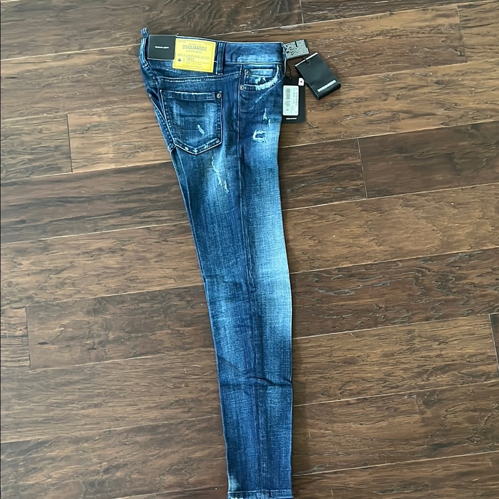 Desquared2 Blue Distressed Jeans